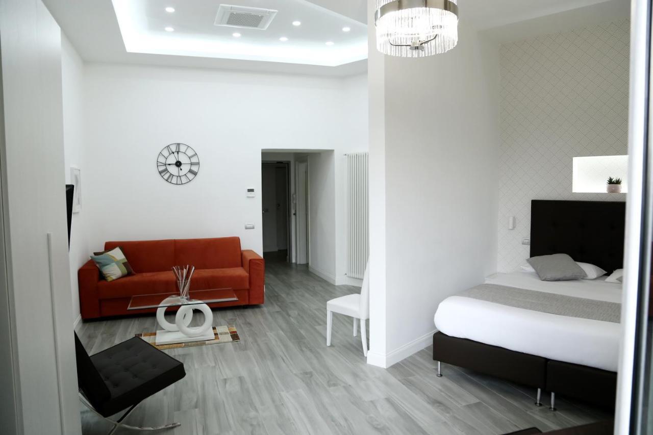 Duomo Platinum Apartments Неаполь Экстерьер фото