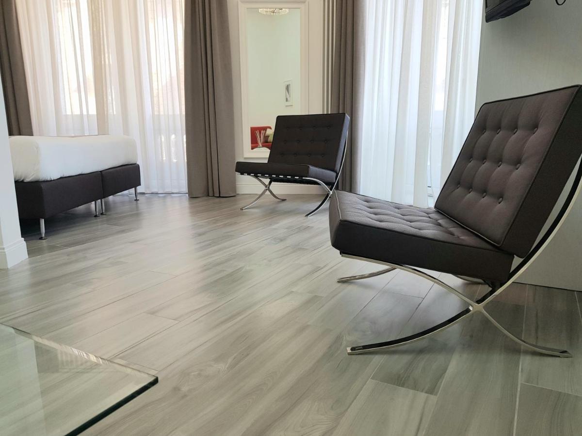 Duomo Platinum Apartments Неаполь Экстерьер фото